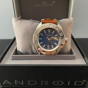 Men’s android watch.